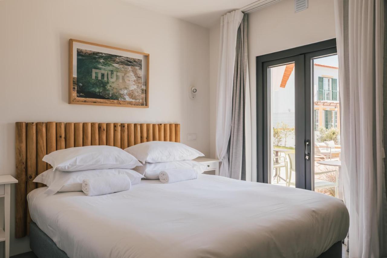 Mute Hostel פורטו קובו מראה חיצוני תמונה